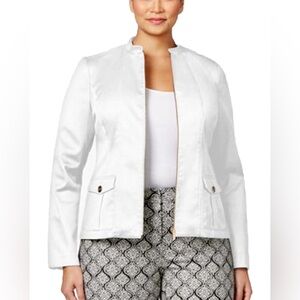 Woman’s White Jacket
